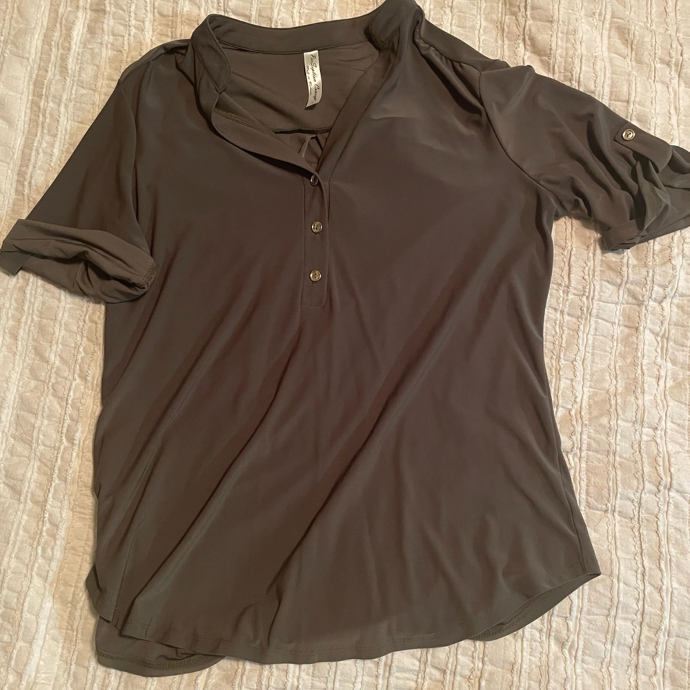 Olive color women’s dress shirt. Size L